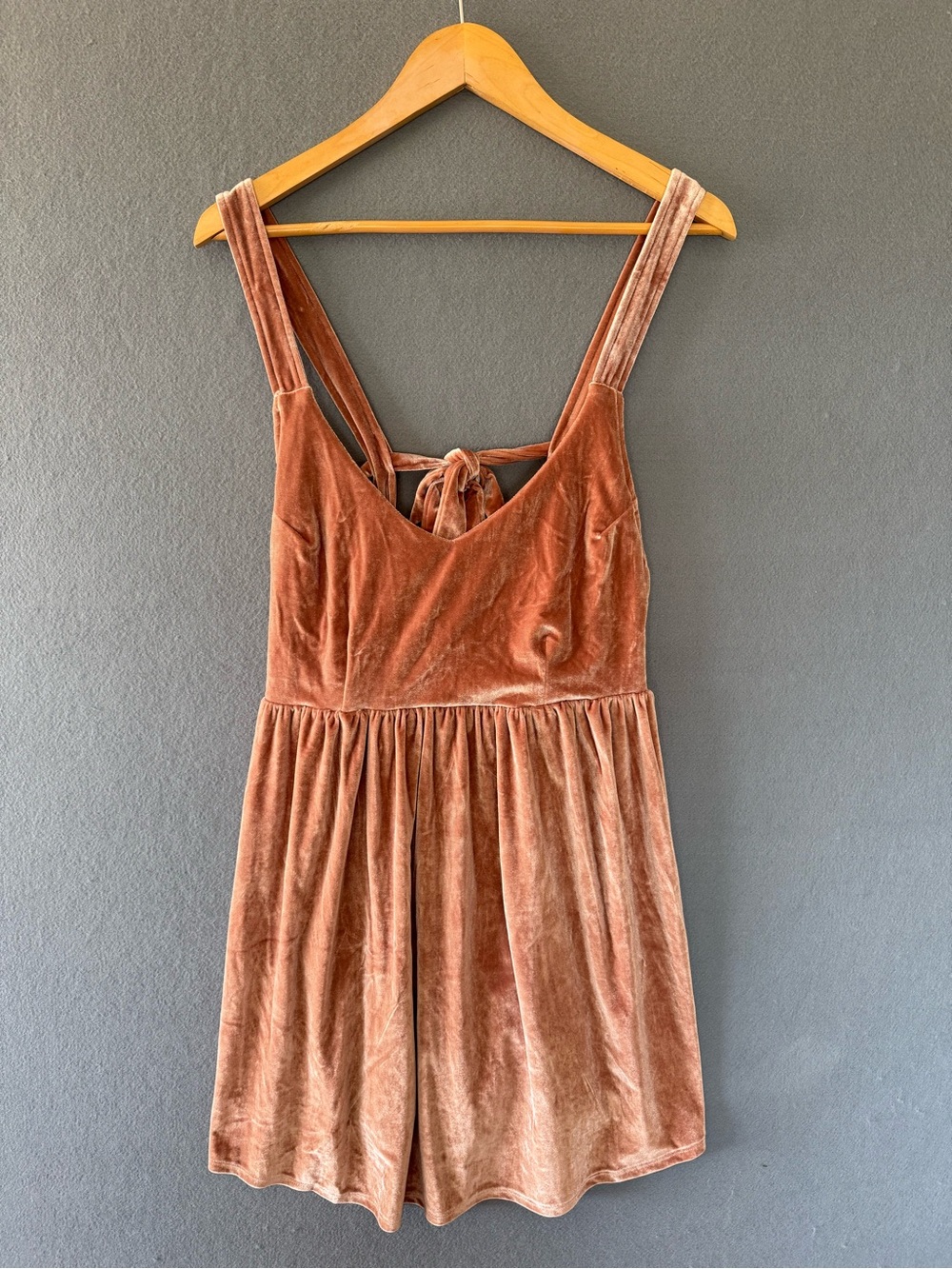 Saltwater Luxe Velvet Mini Dress Medium Pink Blush Tie Back Open Back Boho - Picture 7 of 11